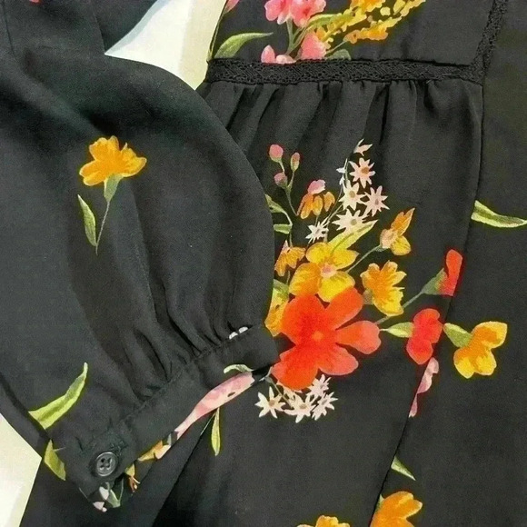 Old Navy Women’s Floral Dress Size Medium Black - Picture 2 of 4